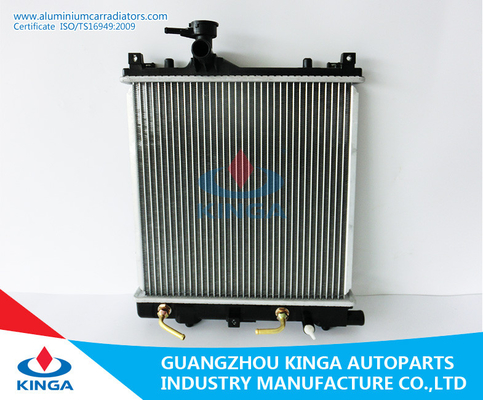 China El radiador auto de aluminio de encargo 17700-75F20 para el cazo grande K10A dirige ajuste proveedor