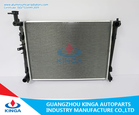 China Radiadores de aluminio plásticos materiales del coche del radiador de la TA Hyundai de KIA FORTE'10-12 proveedor