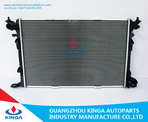 China El radiador de aluminio de encargo de los recambios del coche substituye AUDI modelo A6 (C7) 2.8/3.0T 10 después de mercado proveedor