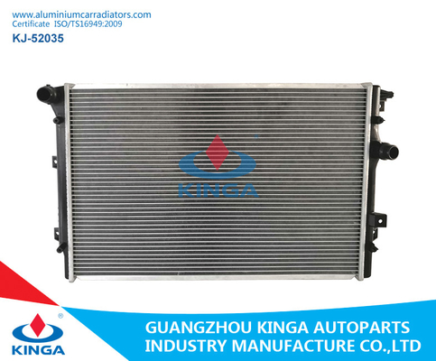 China Volkswagen Tiguan 2010 que refresca los radiadores de aluminio soldados del coche los 5n0121253f/H/L/M proveedor