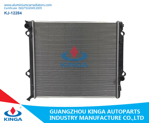 China Piezas de automóvil de aluminio Kzj120 1kzt Mt 16400-67212/67213 del radiador de Toyota que sueldan 30150 30151 proveedor