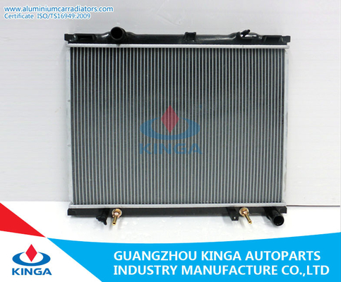 China Refrescando el radiador de 02 - de 05 Hyundai para OEM 25310-3E300/3E350 de SORENTO 3.5i V6'02-05 proveedor