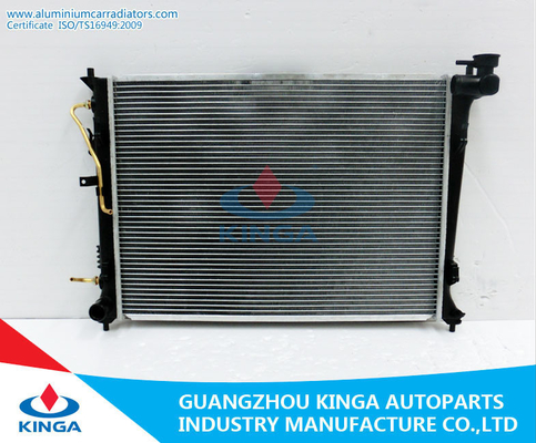 China EN OEM de aluminio 25310-1X000 de KIA FORTE'07 del radiador de Hyundai del tanque plástico proveedor
