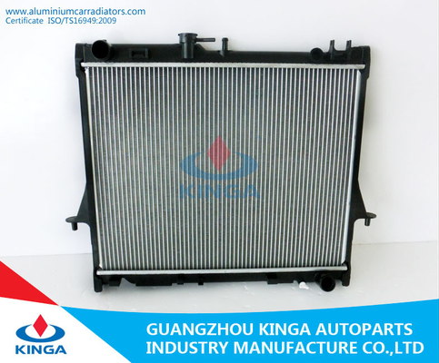 China 2006 radiadores verticales para el tipo del tubo de aleta de Dmax de la recogida de Isuzu substituyen uso proveedor