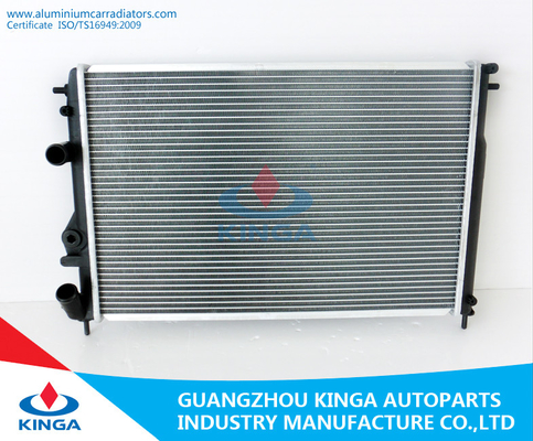 China Radiadores modernos del sistema de enfriamiento de motor automotriz para Nissan Altima EN proveedor