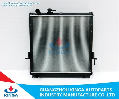 China Radiadores de aluminio del coche del alto rendimiento para ISUZU NPR 4,8 PA26/32/36 proveedor