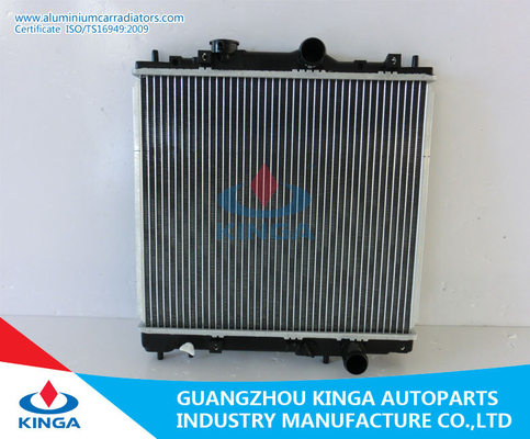 China Radiador de aluminio del tanque de agua de las piezas del motor para el OEM del POTRO 92 de Mitsubishi proveedor