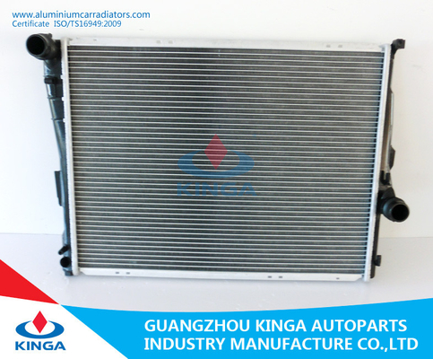 China Año 316/radiadores de aluminio del coche de 318I de BMW 98 - 02 9071517/9071518 proveedor