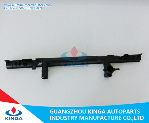 China CAMRY 03 ACV30 16400-28280 EN eficacia del trabajo del tanque plástico del radiador la alta proveedor