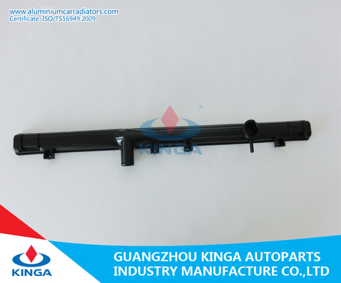 China El tanque plástico Toyota Camry del radiador de la reparación automotriz del agua 1992-96 SXV10 proveedor