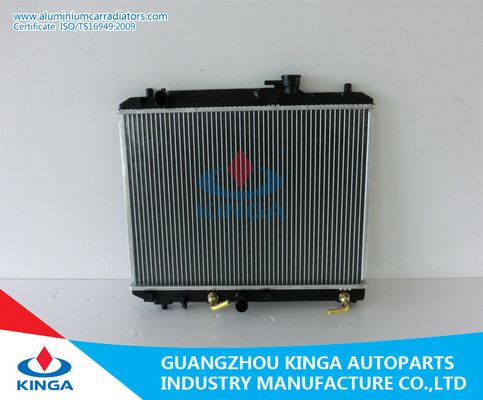 China El aluminio soldó los radiadores de encargo del coche del radiador de Suzuki para Suzuki Cultus/GA11 OEM rápido 17700 - 60G10 el año 95 proveedor