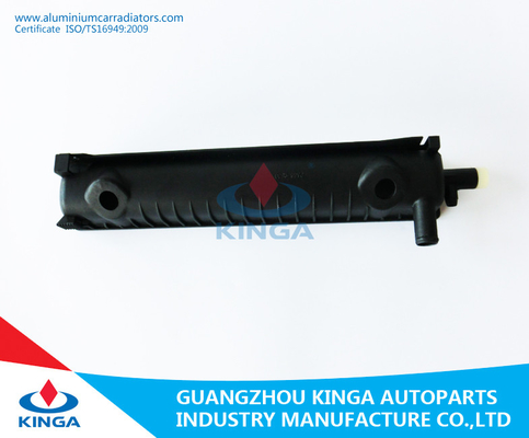 China Tamaño correcto de BMW W201/260E'84-93 63*400 del tanque del radiador para la venta proveedor