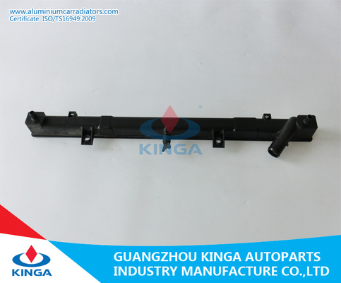 China Mazda auto 6 parte inferior plástica 47*758m m del tanque del radiador 2010 2.5MT proveedor