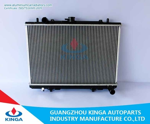 China El coche de los radiadores del vehículo de la TA de la recogida L200'96 de Mitsubishi parte el radiador proveedor