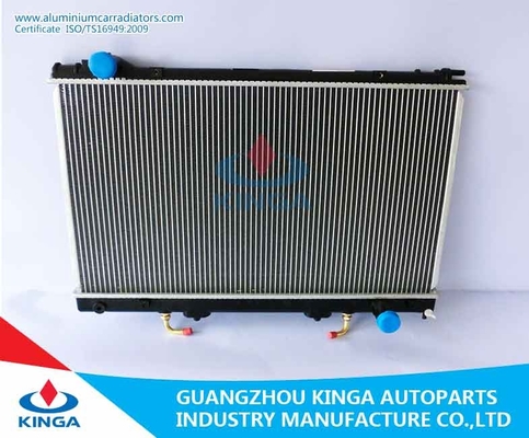 China JZS147 reemplazo del radiador de la TA Toyota de LEXUS '95 - 98 con el sistema de enfriamiento de la aleta del tubo proveedor