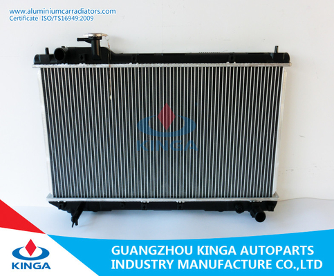 China Radiador auto de aluminio de enfriamiento eficiente para OEM 16400-7A470/7A490 de la TA de RAV4'98-99 SXA15G proveedor