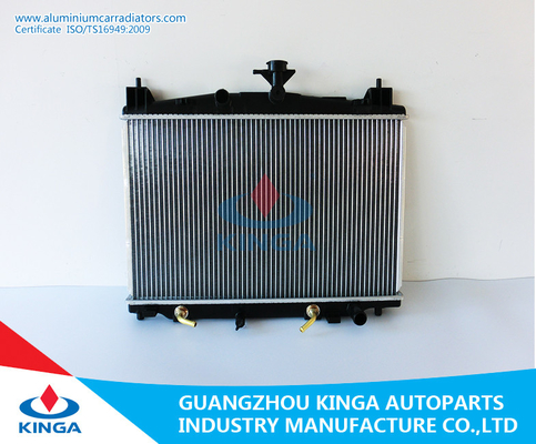 China Radiador PLÁSTICO de las piezas de automóvil del radiador de Mazda para Mazda 2 2008 EN proveedor