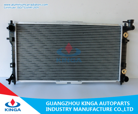 China Mazda MX6'93-96 626GE V4 EN EL TAMAÑO del TANQUE del radiador los 49/49*347MM de Mazda proveedor