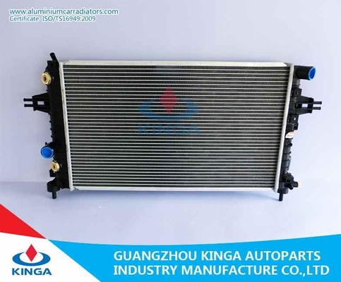 China Radiadores de aluminio del alto rendimiento de OPEL para ASTRA H1.4/1.8I '04 EN proveedor