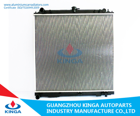 China OEM de enfriamiento 21410-EA005 del radiador del coche de la TA de XTCRRA/FRONTIER 4CYL 02-04 proveedor