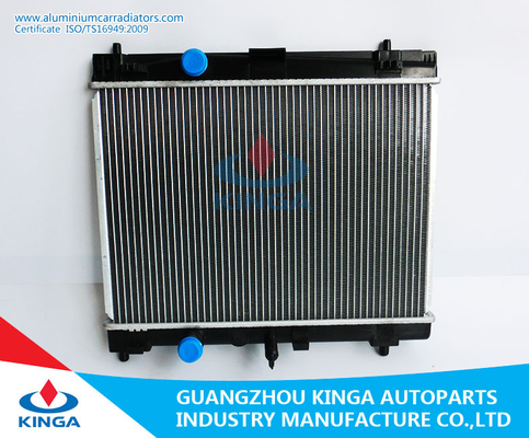 China El radiador de aluminio de Toyota cabe a OEM 16400-23160/23170/0Q040 de la TA de TOYOTA VITZ '05 proveedor