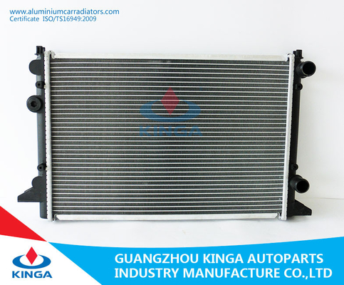 China Radiadores de aluminio SOLDADOS del coche PARA TA 1993 de VOLKSWAGEN PASSAT 1.8I/2.0I' proveedor