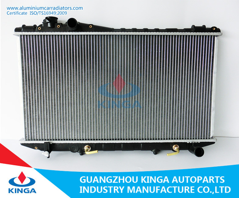 China 89-92 funcionamiento de los radiadores del reemplazo del radiador de Gx81 Toyota Cressida proveedor