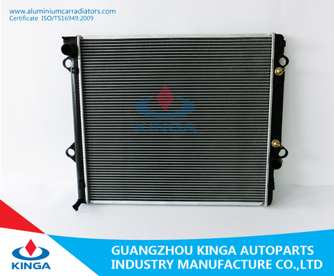 China El motor auto que refresca el radiador de Toyota para KZJ120 1KZT-AT 16400-67310, riega el tipo fresco proveedor