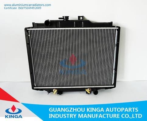 China OEM de aluminio de encargo CW749167 del proveedor del kinga del radiador DELICA'86-99 China de Mitsubishi proveedor