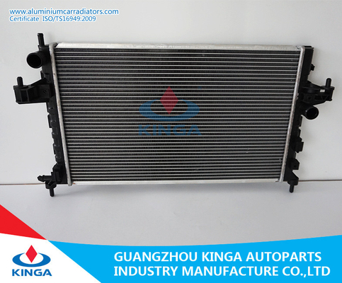 China Radiadores de aluminio autos del coche de las piezas del motor para CORSA C 1.7DTi'00- y TIGRA B 1.3DTi'04- proveedor