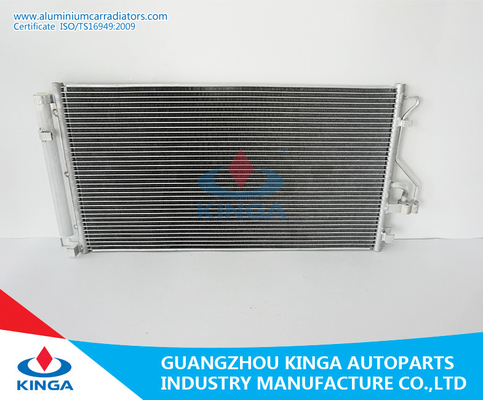 China Condensador auto de enfriamiento del funcionamiento de la altura para OEM 2009 de Hyundai IX35 976062Y500 proveedor