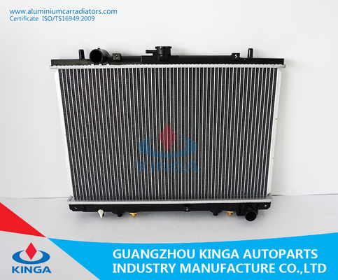 China RECOGIDA 1996-2000 de MITSUBISHI L200 EN el radiador del alto rendimiento de las piezas del motor proveedor