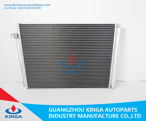 China Condensador del aire acondicionado del coche para OEM E60-E61 (03-) de BMW 5 64509122825 proveedor