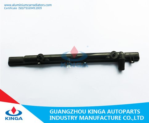 China 1.88* el tanque plástico del radiador del motor de 28,97 pulgadas para OEM 19010-RCA-A52 del ACUERDO CM6 3.0L de HONDA 2003 proveedor