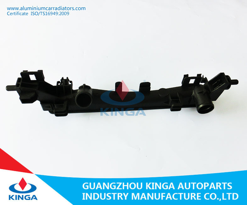 China Motor que refresca el tanque de agua plástico del radiador auto para OEM 1300279/de OPEL 2006 CORSA D 55701408 proveedor