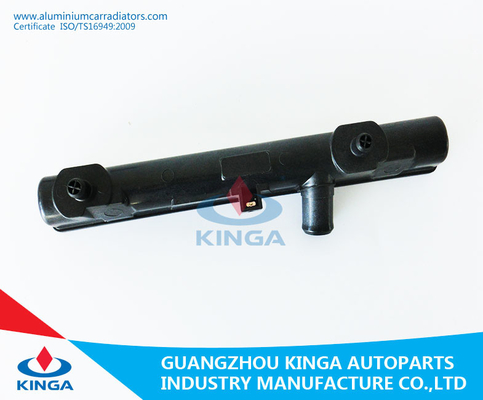 China El tanque plástico del radiador del reemplazo para TA VITARA'96 con KJ-18023 proveedor