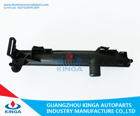 China Radiador plástico de Renault del tanque del radiador de las piezas de automóvil para CLIO/KANGOO 1,2' TA 98-01 proveedor