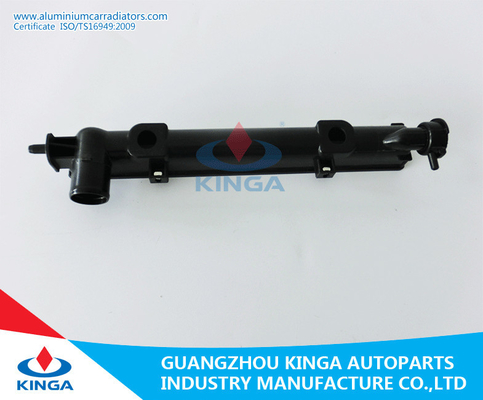 China El sistema de enfriamiento de las piezas de automóvil riega el tanque plástico del radiador para Subaru LEGACY'97-98 RHD proveedor