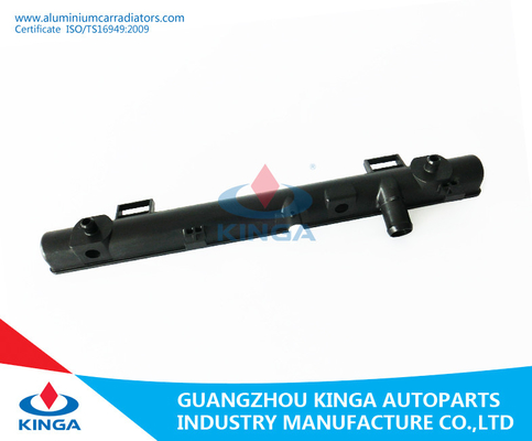 China El tanque inferior plástico del radiador para Suzuki Tiger 2012 en PA66+GF30 proveedor