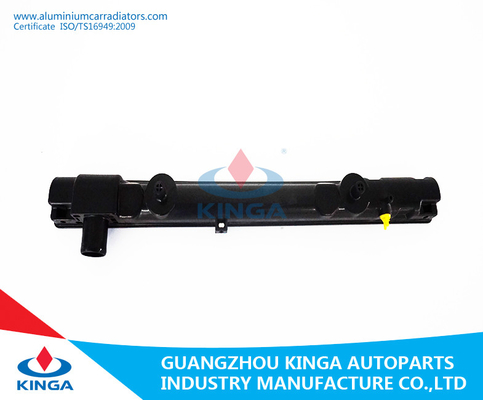 China Resistencia que lleva del tanque del radiador de la TA de la RECOGIDA L200'96-00 de la parte inferior del material plástico del tanque PA66 proveedor
