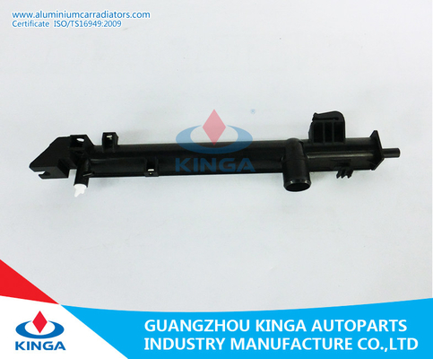 China el tanque plástico dejado TAMAÑO del radiador de los 48*466.5MM para la TA de CHRYSLER PACIFICA'07-08 proveedor