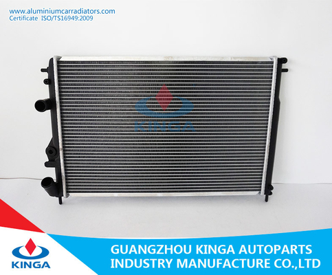 China El camión auto de las piezas del motor parte los radiadores de aluminio del alto rendimiento para RENAULT MEGANE proveedor