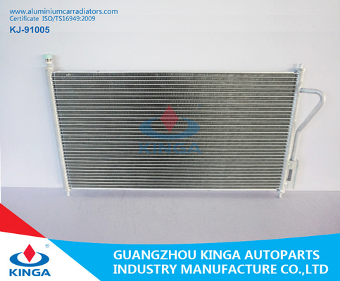 China Aluminio auto el 100% del material del OEM 1106888 del condensador de la CA de FORD FOCUS (98-) probado proveedor