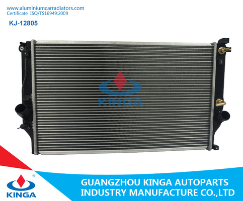 China TOYOTA RAV4 2.2D 2012 EN EL OEM de aluminio de los radiadores del coche 16400-26411 proveedor
