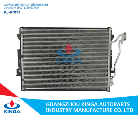China Radiadores de aluminio del coche/OEM auto 2215010154 de la Cl-clase del Benz del sistema de enfriamiento del condensador de la CA proveedor
