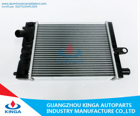 Radiador 2008 del automóvil de Toyota para OEM 16510 - 30010 plata del PA 26/TA de HIACE proveedor
