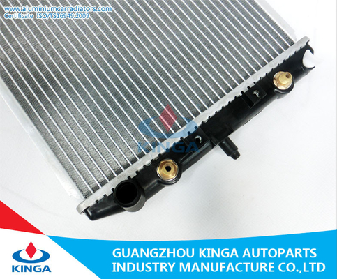 Radiador elegante del arrabio de los radiadores L200/L300/L500/EF-90-98 de DAIHATSU MIRAL proveedor