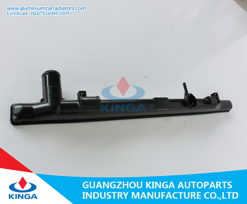 El tanque plástico Toyota TOWNACE NOAH del radiador duro fuerte auto 1996 2C CR41 proveedor