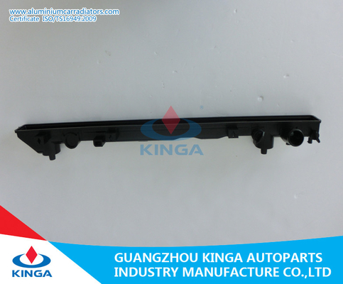 Parte inferior 16400-03090/74840 de la TA de los tanques del radiador del reemplazo ST191 de Toyota Carina '92-94 proveedor