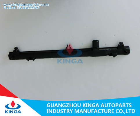 TA plástica de TOYOTA REIZ GRX121/2 04 del tanque del radiador superior del tanque del radiador proveedor